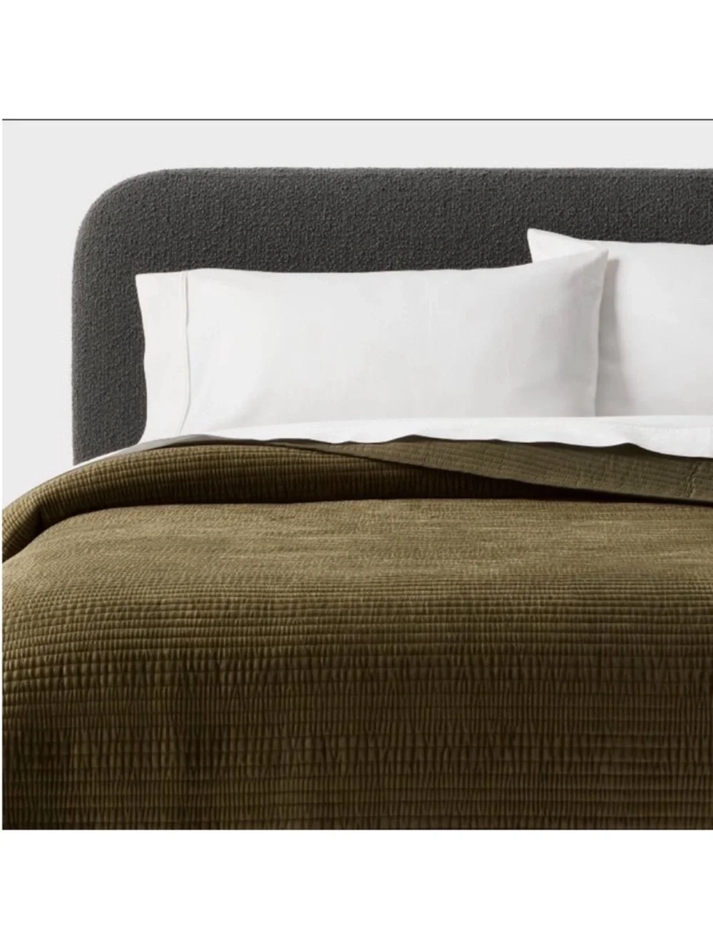 NWT King Ruched Velvet Quilt Green - Threshold